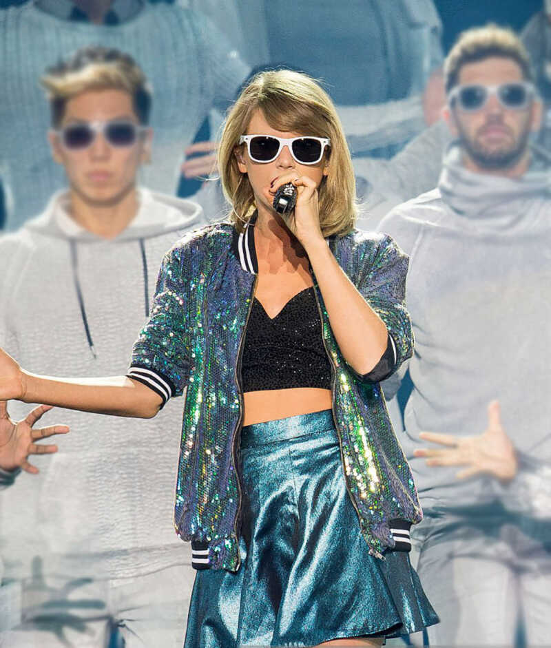 Taylor-Swift-Sequin-Jacket